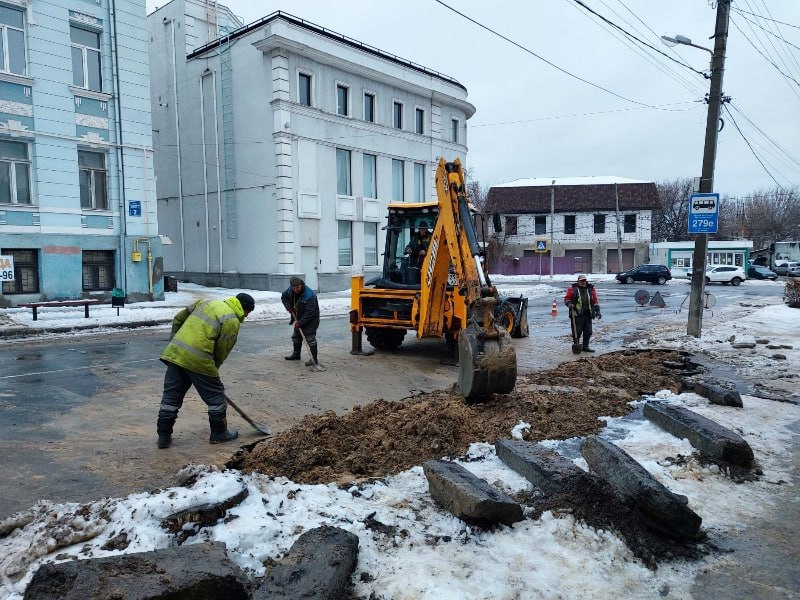 У Харкові усунули 12 аварій на водоводах 