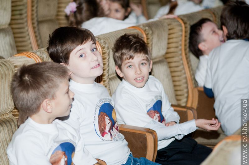 Школа №132 відсвяткувала 75-річчя