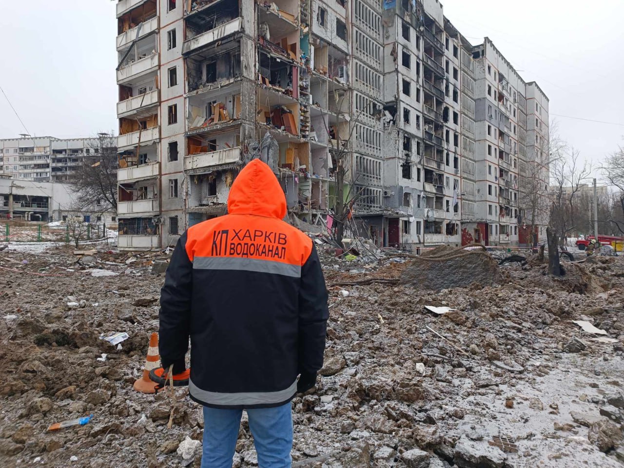 У Київському районі відновлюють пошкоджені мережі