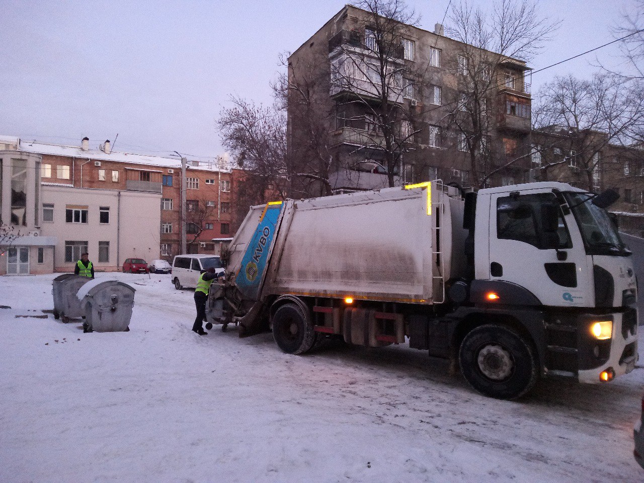 З Харкова за тиждень вивезли понад 25 тисяч кубометрів відходів