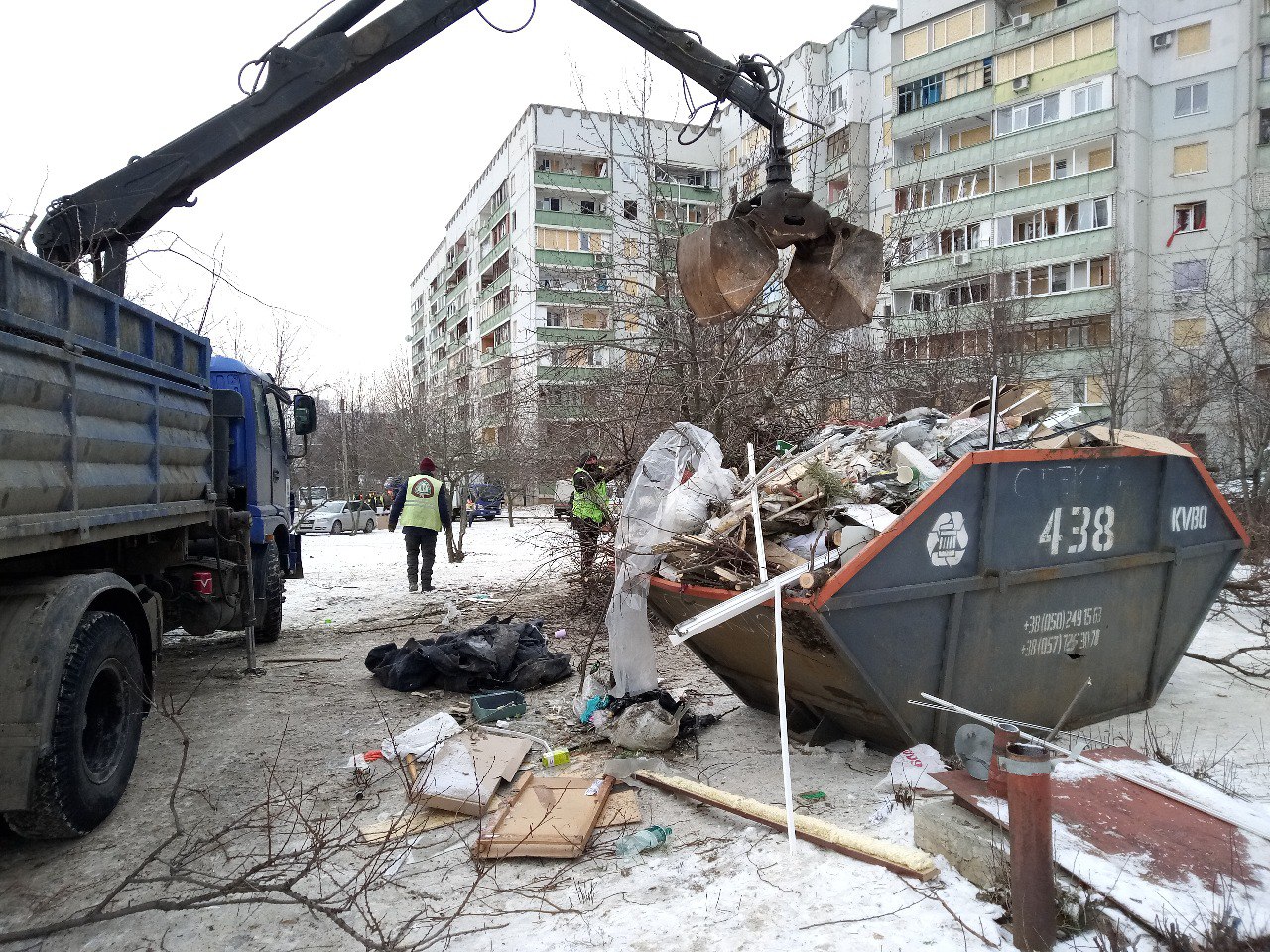 З Харкова за тиждень вивезли понад 25 тисяч кубометрів відходів