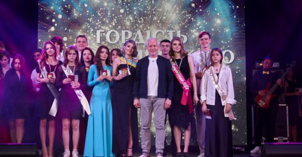 У Харкові стартували шкільні випускні 