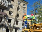 У Харкові усувають наслідки вчорашнього обстрілу
