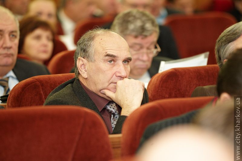 У Харкові з'явилися правила паркування транспорту