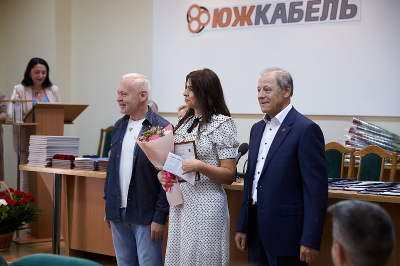 Мер Харкова привітав з річницею заснування завод «Південкабель»