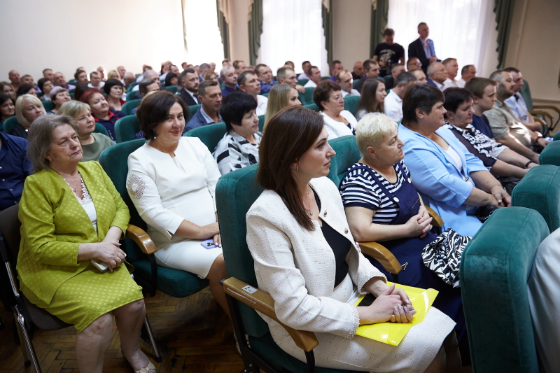 Мер Харкова привітав з річницею заснування завод «Південкабель»