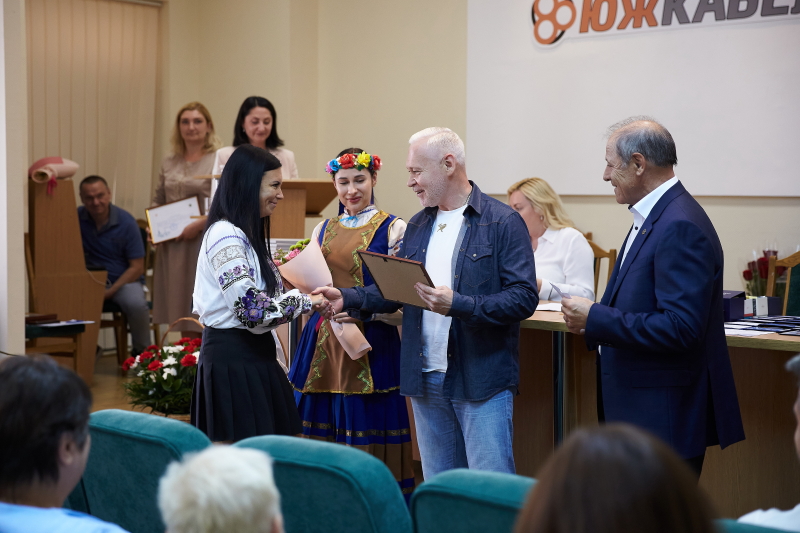 Мер Харкова привітав з річницею заснування завод «Південкабель»