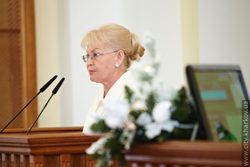 Єдиний проїзний квиток допоможе пенсіонерам у будь-якому транспорті їздити безкоштовно(додано відео)