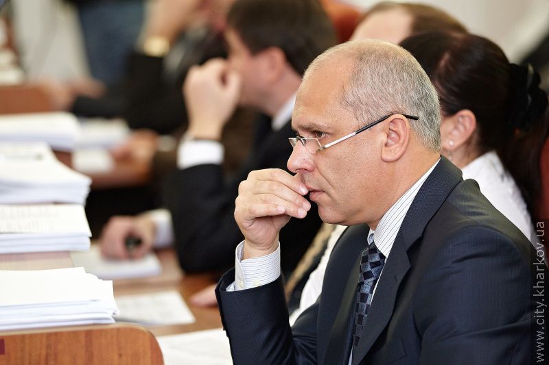 Єдиний проїзний квиток допоможе пенсіонерам у будь-якому транспорті їздити безкоштовно(додано відео)