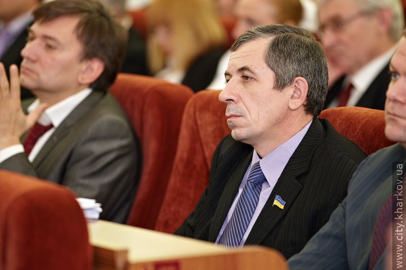 Єдиний проїзний квиток допоможе пенсіонерам у будь-якому транспорті їздити безкоштовно(додано відео)