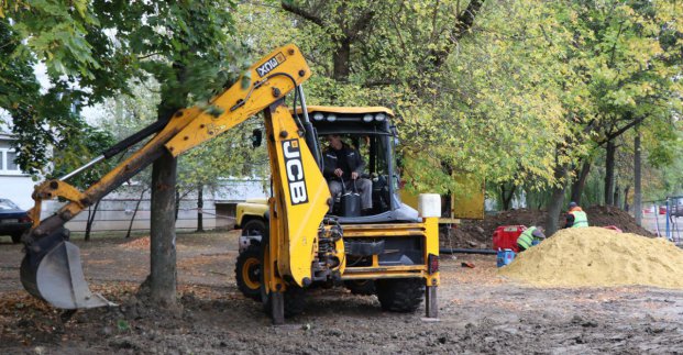«Харківводоканал» оновлює магістраль у мікрорайоні Залютине