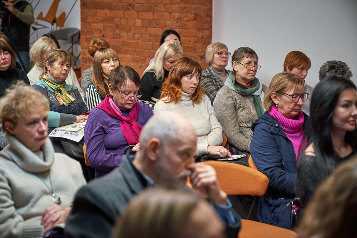 У Харкові провели публічну дискусію щодо відбудови міста