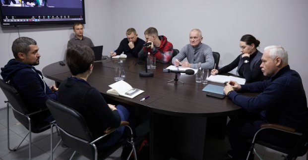 Французька організація відремонтує протирадіаційні укриття в трьох школах Харкова