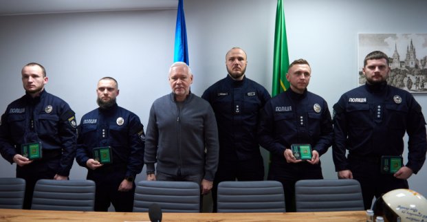 Ігор Терехов вручив відзнаки харківським патрульним