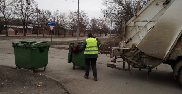 З Харкова за тиждень вивезли понад 27 тисяч кубометрів сміття