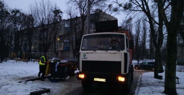 У Харкові з початку місяця вивезли понад 24 тисячі кубометрів сміття
