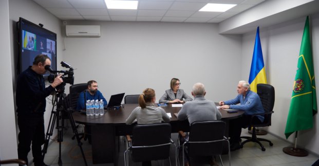Ігор Терехов обговорив плани на рік з амбасадорами Харкова

