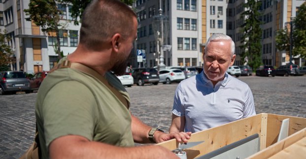 Харків передав допомогу військовим