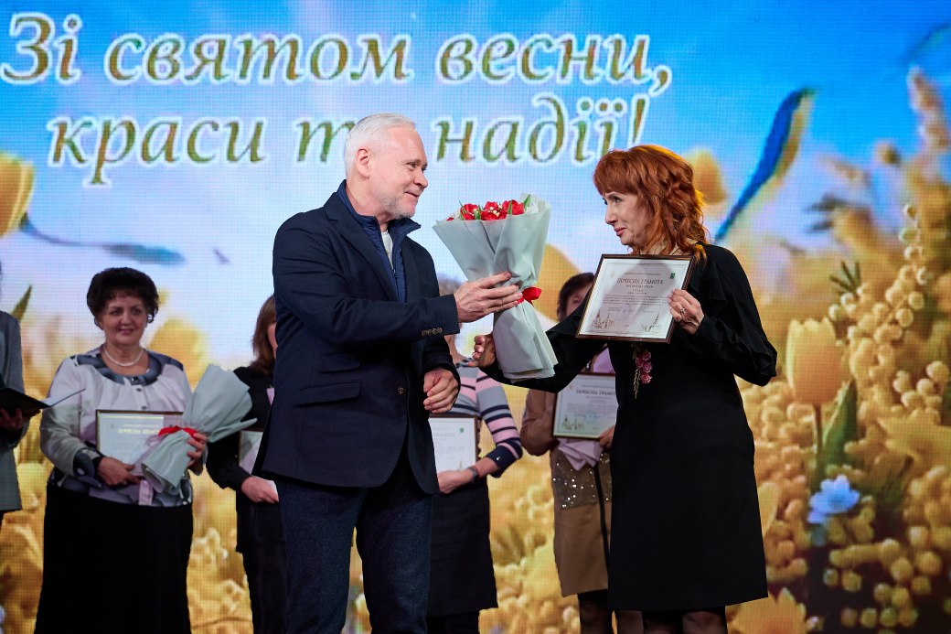 Ігор Терехов привітав жінок Основ’янського району з прийдешнім святом