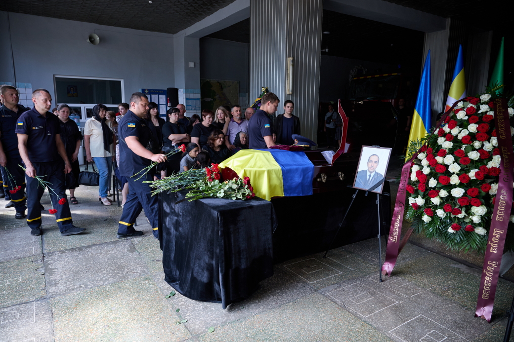 У Харкові попрощалися з рятувальником