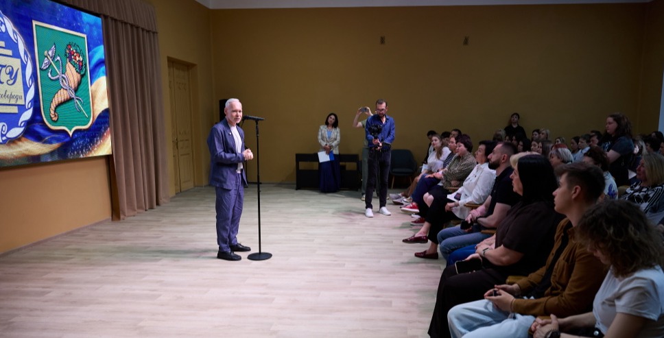 Ігор Терехов обговорив з освітянами майбутнє харківської молоді