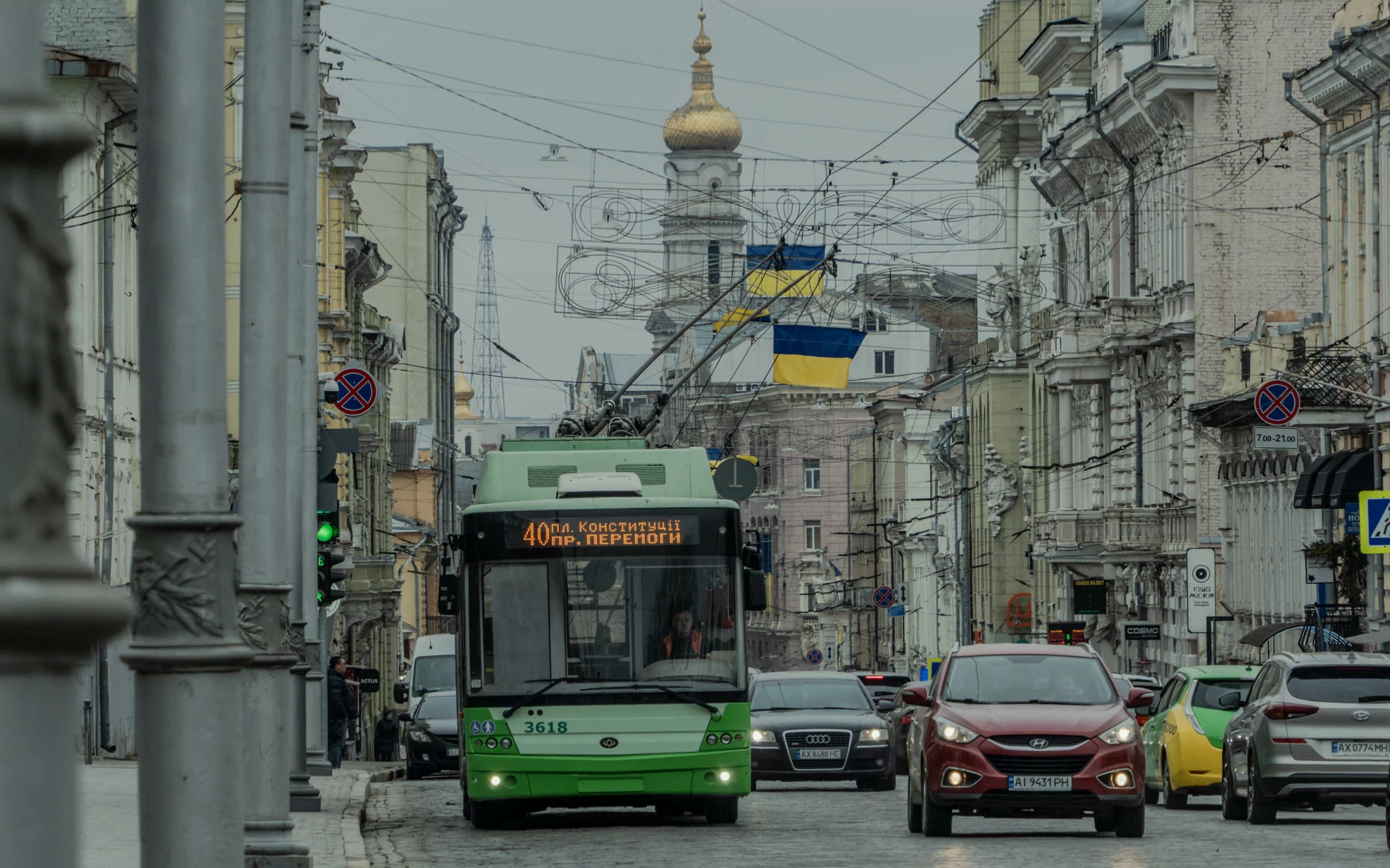 У неділю громадський транспорт працюватиме довше