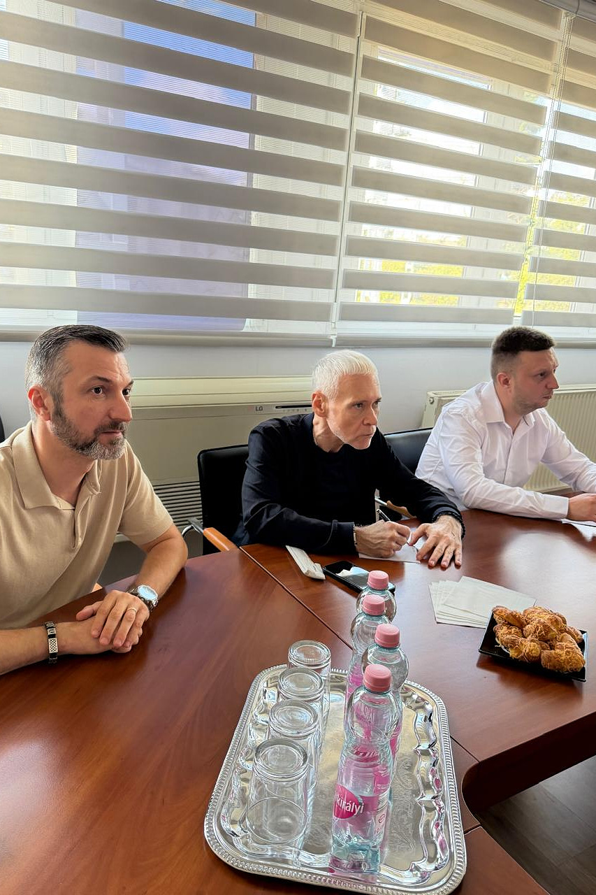 Ігор Терехов домовився про передачу Харкову автобусів з Дебрецена