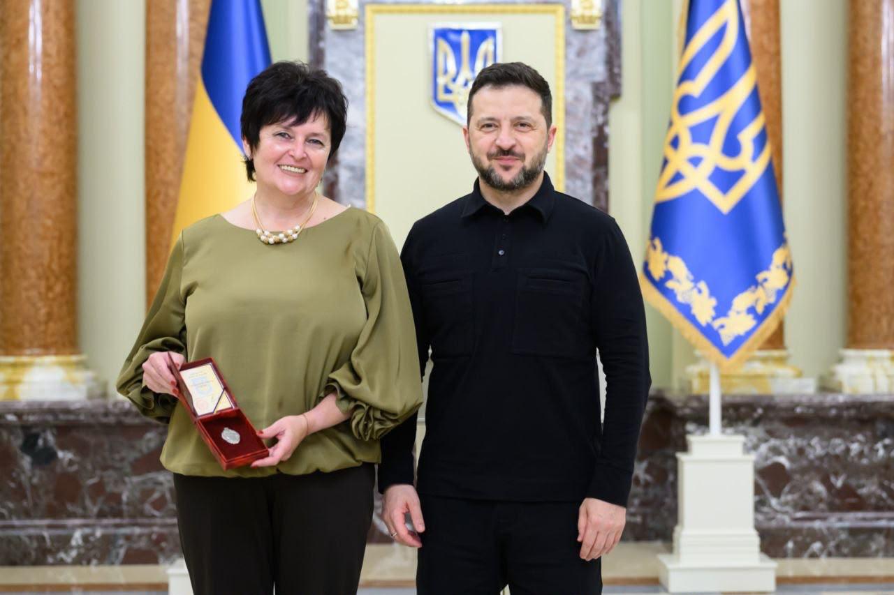 Педагогів з Харкова відзначили державними нагородами