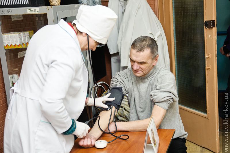У міському центрі реінтеграції видали теплий одяг тим, хто цього потребує