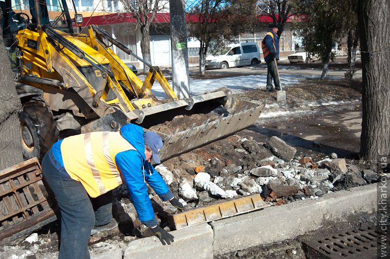 Реконструкція вулиці Плеханівської на стадії завершення