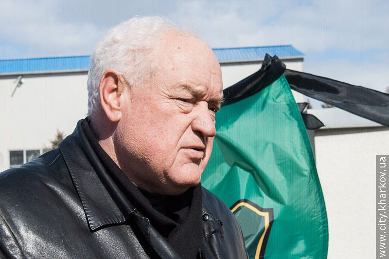 Прах почесного харків'янина Володимира Подшивалова поховали на кладовищі №2