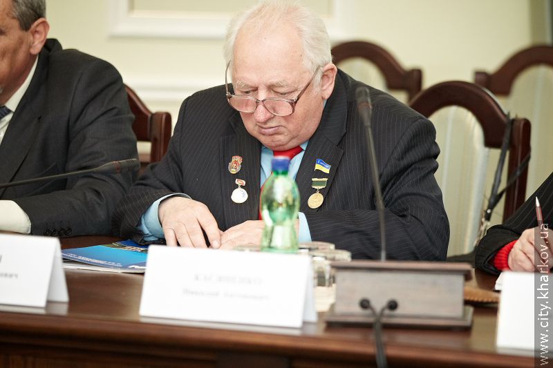 У всіх районних адміністраціях з'являться ветеранські кімнати