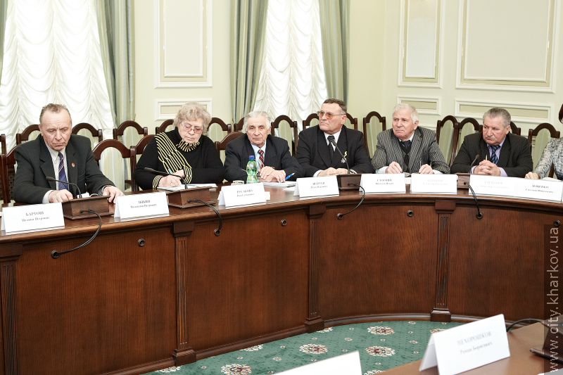 У всіх районних адміністраціях з'являться ветеранські кімнати