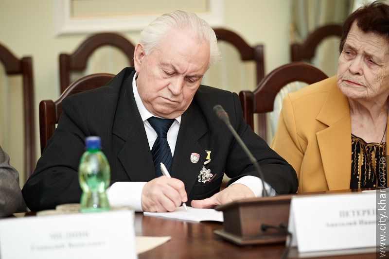 У всіх районних адміністраціях з'являться ветеранські кімнати