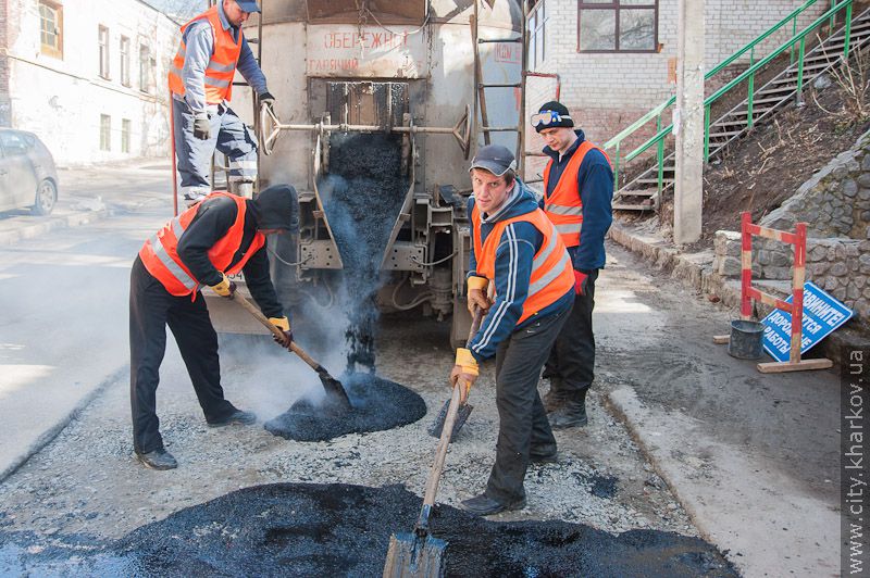 До 1 травня в Харкові упорядкують усі розриття