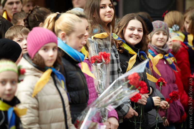 У Харкові відкрили меморіальну дошку Петрові Слоніму