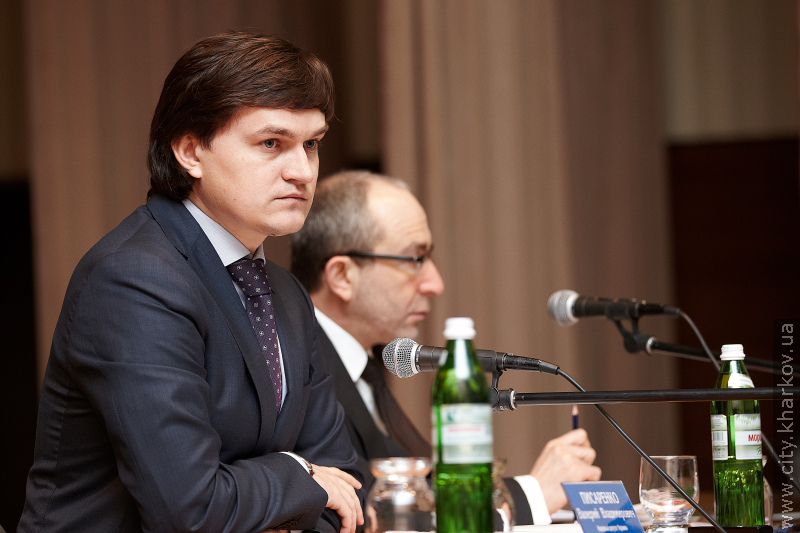 Геннадій Кернес провів зустріч з ветеранами Дзержинського району