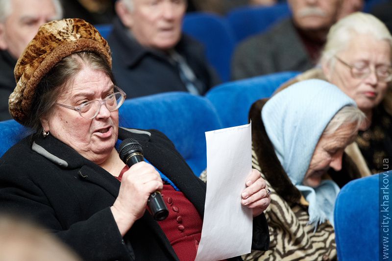 Геннадій Кернес провів зустріч з ветеранами Дзержинського району