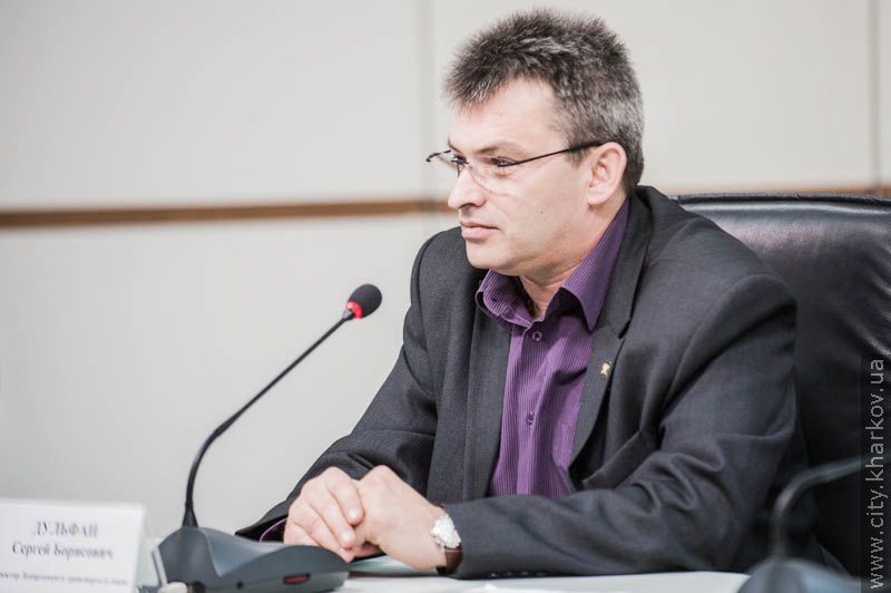 Міська влада і таксисти підпишуть меморандум про співпрацю