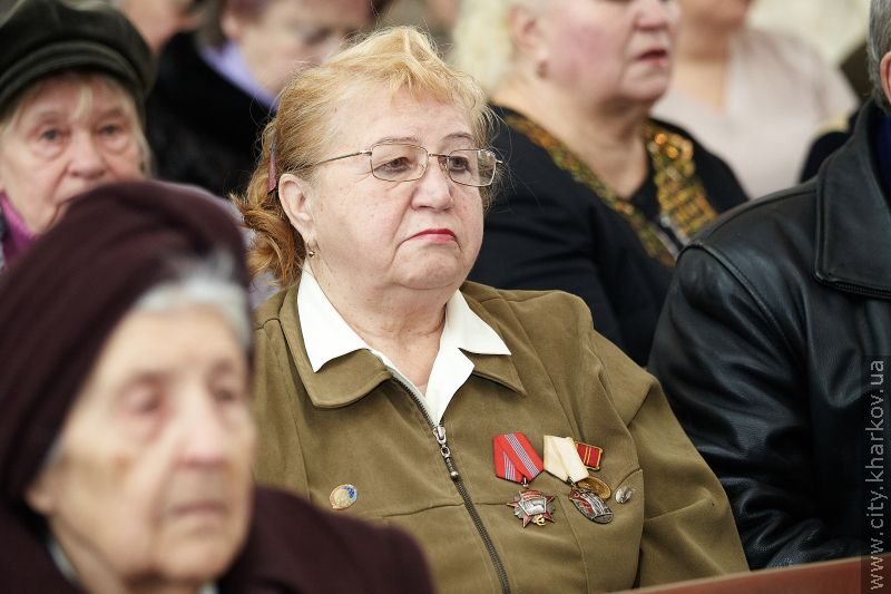 Геннадій Кернес провів зустріч з ветеранами Київського району