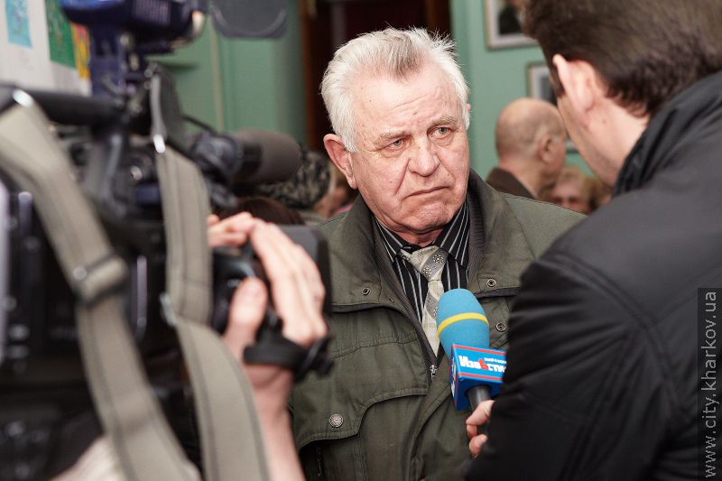 Геннадій Кернес зустрівся з ветеранами Жовтневого району