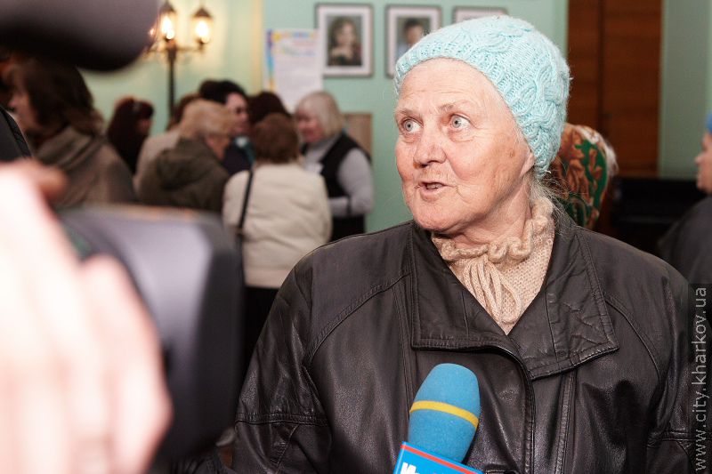 Геннадій Кернес зустрівся з ветеранами Жовтневого району