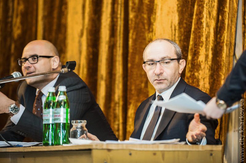 Геннадій Кернес: Неприпустимо, щоб водії випихали ветеранів з автобусів