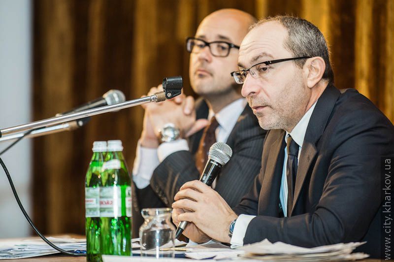 Геннадій Кернес: Неприпустимо, щоб водії випихали ветеранів з автобусів