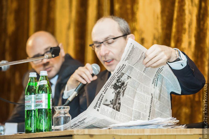 Геннадій Кернес: Неприпустимо, щоб водії випихали ветеранів з автобусів