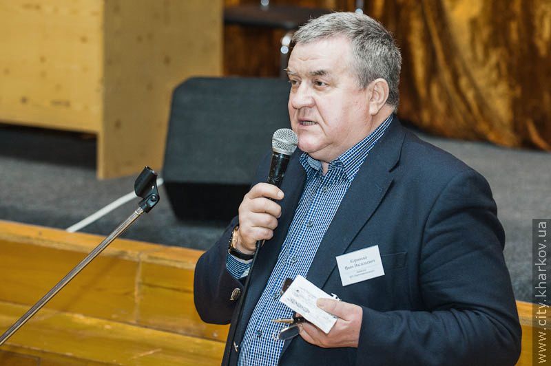 Геннадій Кернес: Неприпустимо, щоб водії випихали ветеранів з автобусів