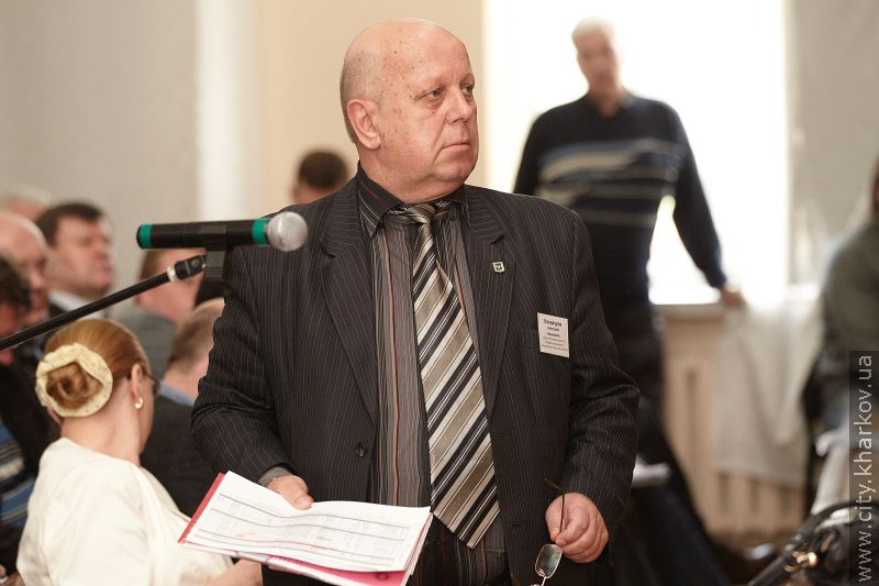 Геннадій Кернес зустрівся з ветеранами Фрунзенського району