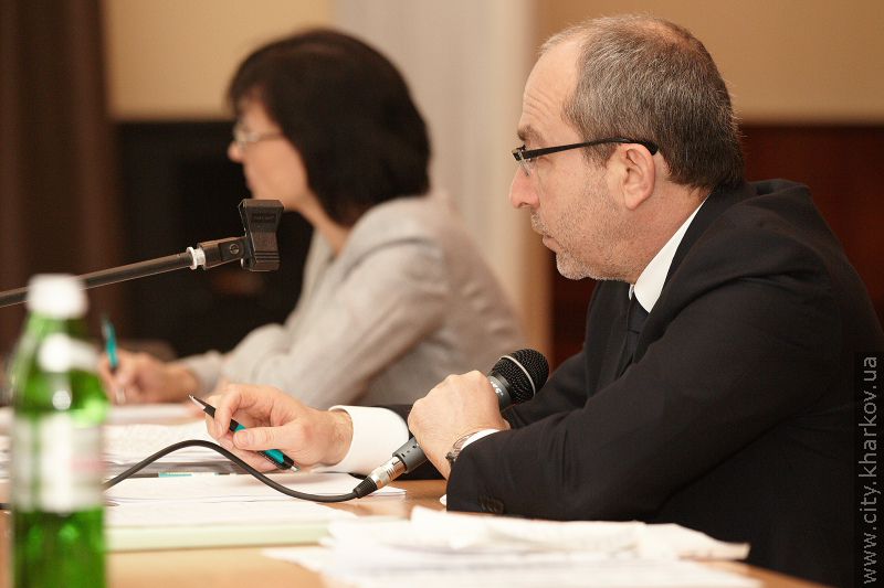Геннадій Кернес зустрівся з ветеранами Фрунзенського району