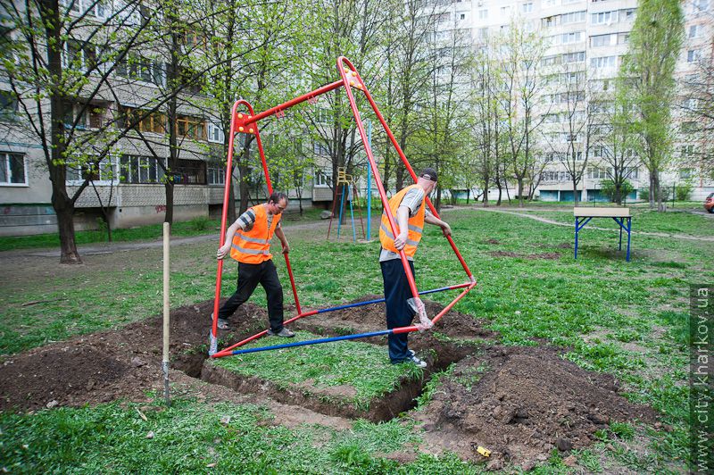 З початку року в Харкові встановили близько 25 дитячих майданчиків