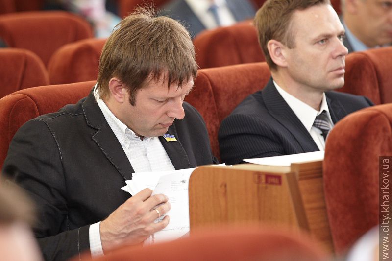 Пенсіонери платитимуть за вивезення сміття вдвічі менше (оновлено)